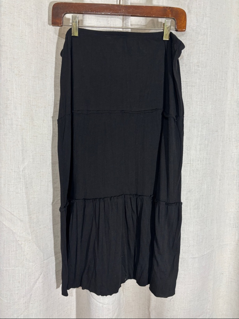 Love Me Kiss Me Black Tiered Midi Skirt - Picture 2 of 4